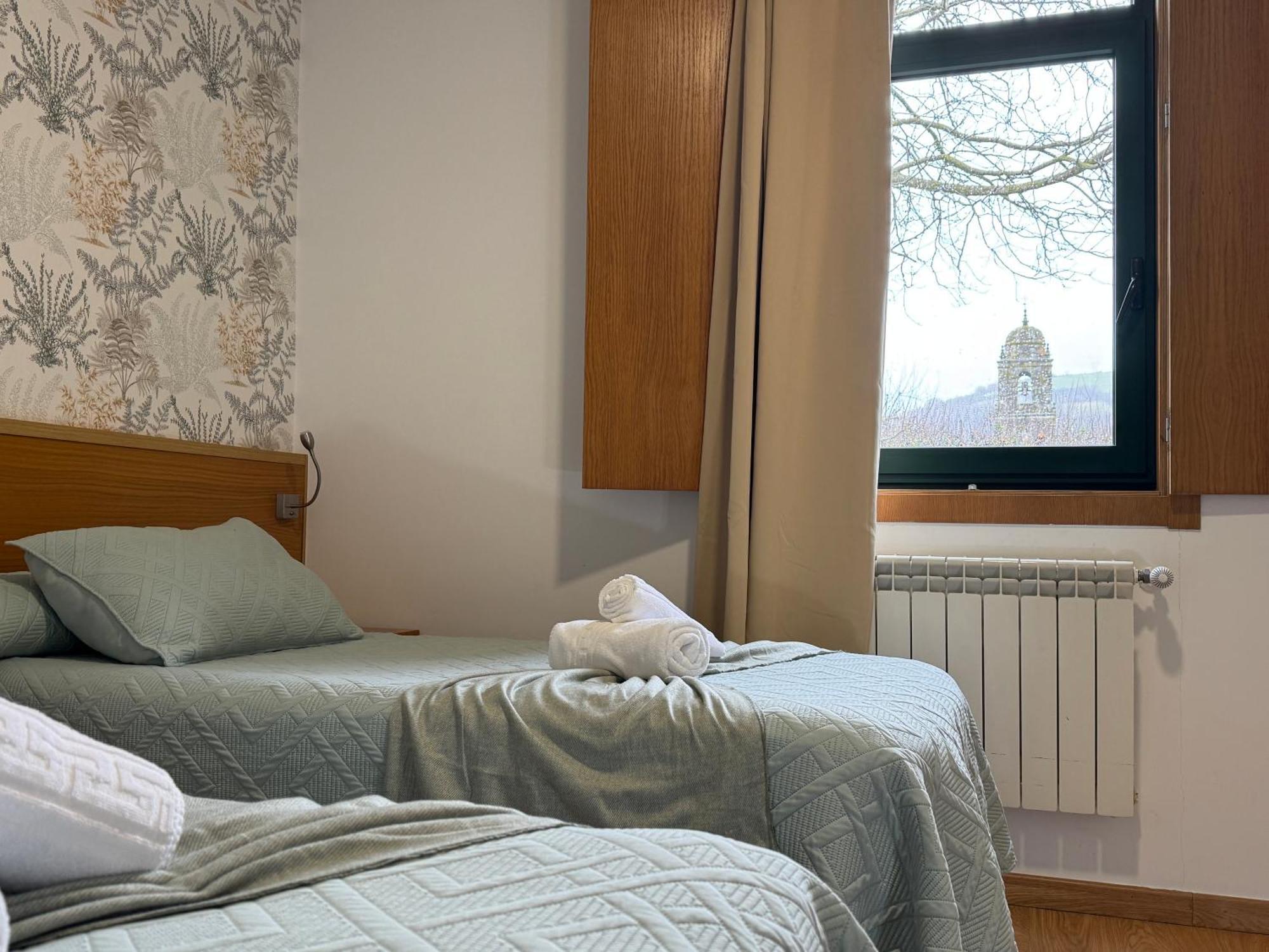 Complexo Xacobeo Hotell Tríacastela Exteriör bild