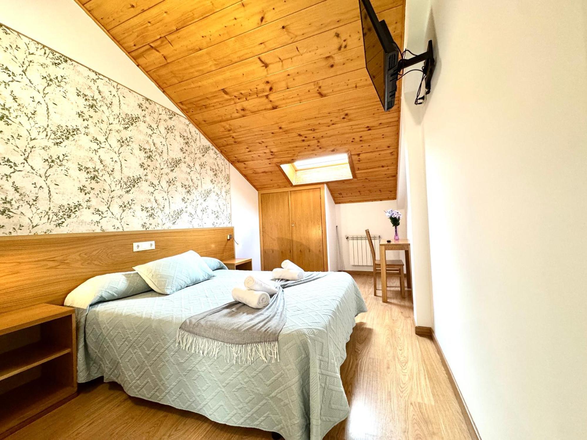 Complexo Xacobeo Hotell Tríacastela Exteriör bild