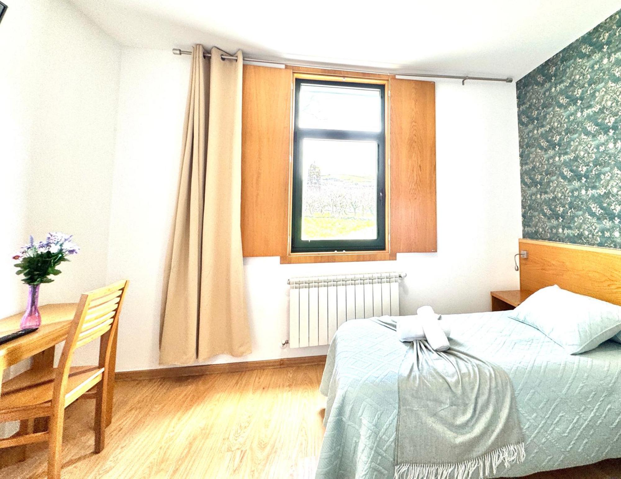 Complexo Xacobeo Hotell Tríacastela Exteriör bild